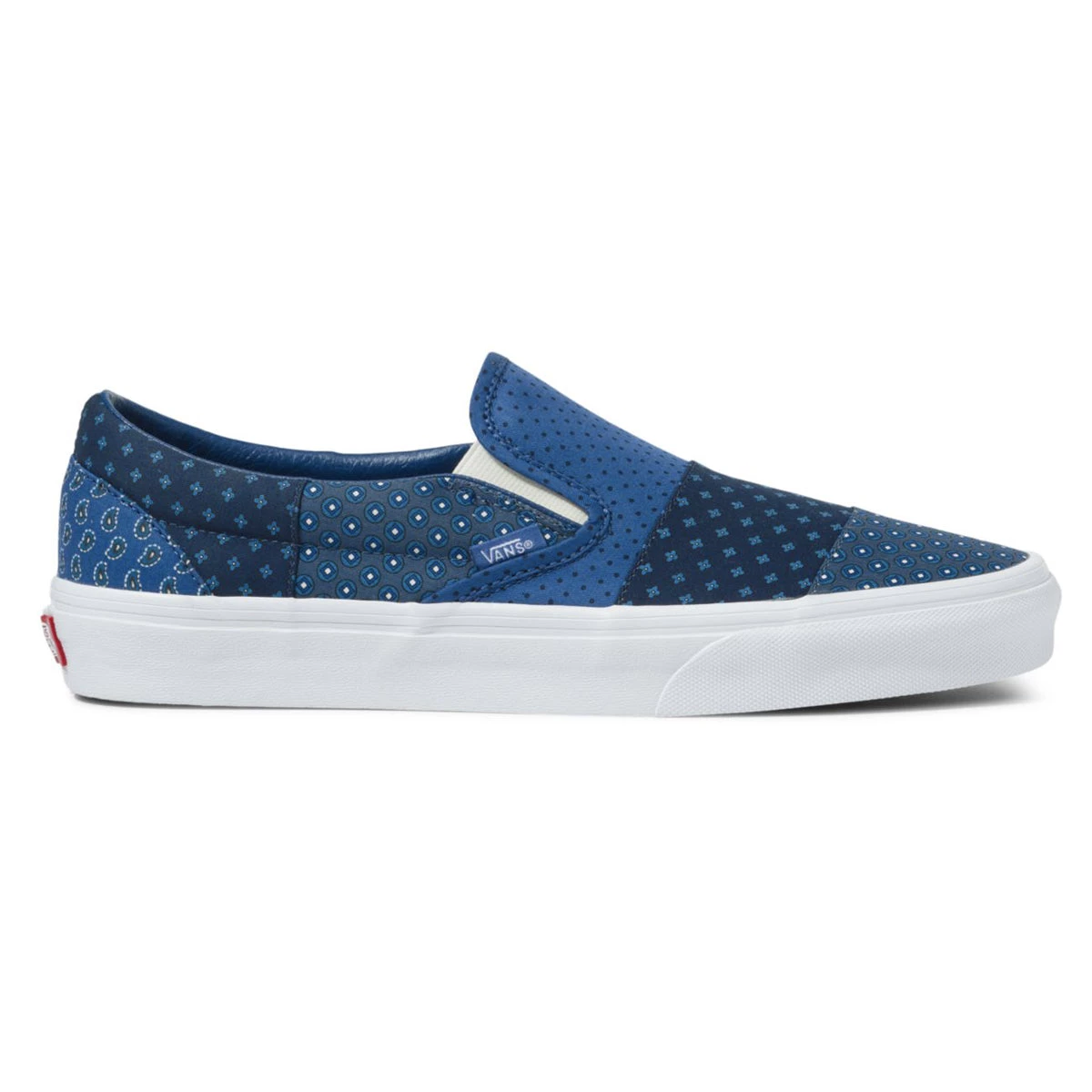 VANS CLASSIC SLIP-ON - TIE PRINT PATCHWORK Shoes 3 VANS CLASSIC SLIP-ON - TIE PRINT PATCHWORK Shoes